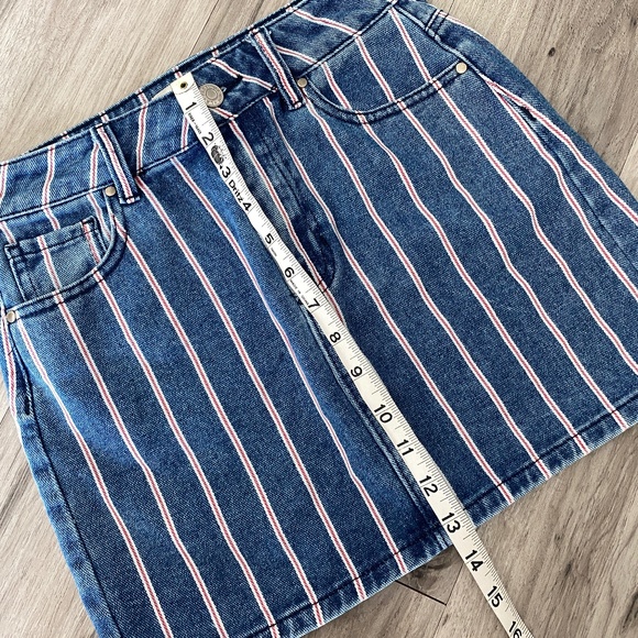 Pacsun Firework Skirt Size 23 - Picture 7 of 11